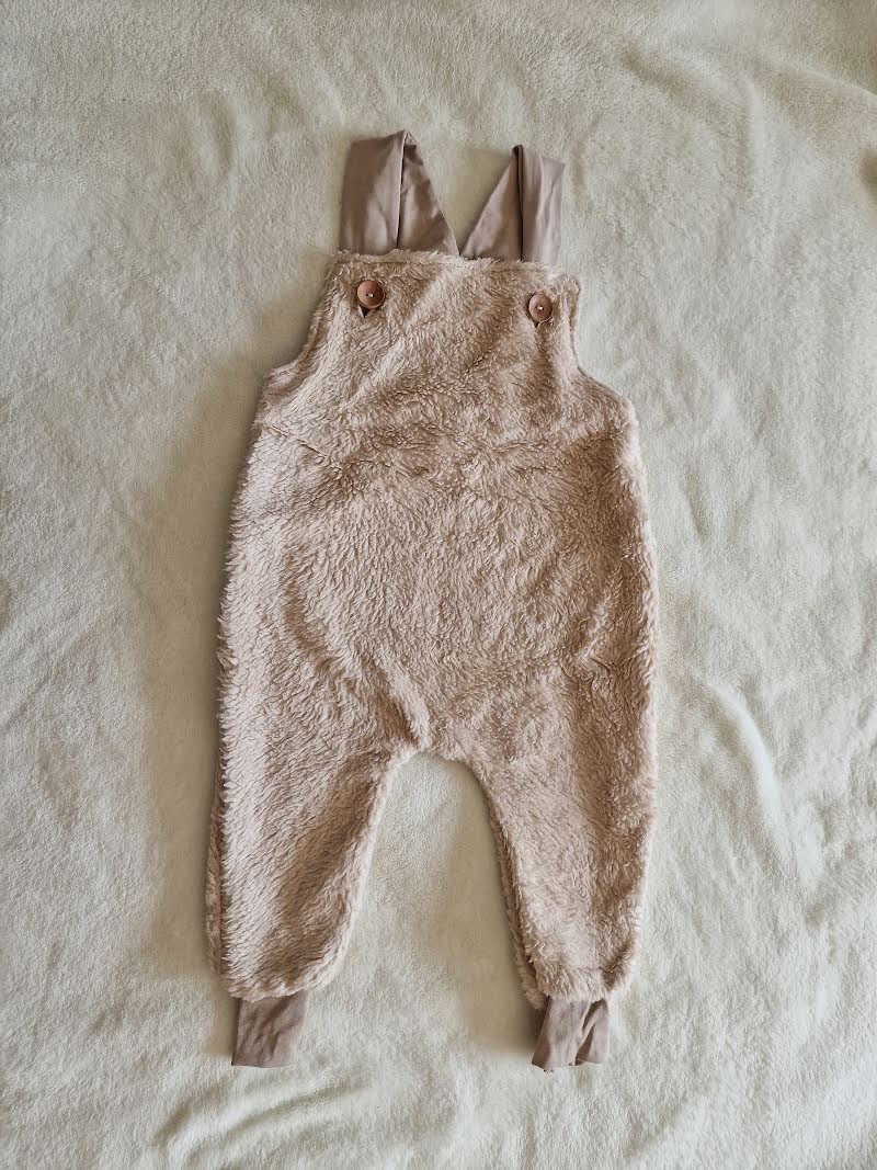 Romperček iz bombažnega teddyja
